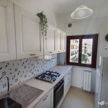 Apartment Trilocale Taormina Vista Mare - Invacanza Villa Rosa Di Martinsicuro