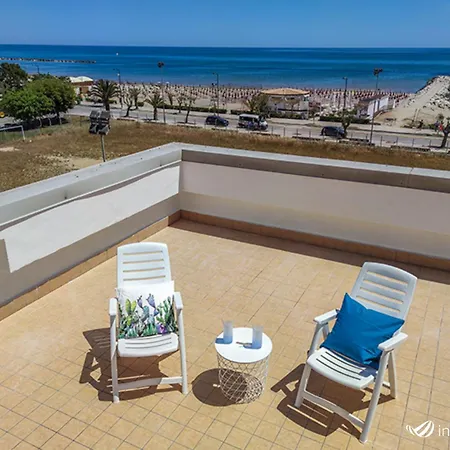 Trilocale Taormina Vista Mare - Invacanza Διαμέρισμα Villa Rosa Di Martinsicuro